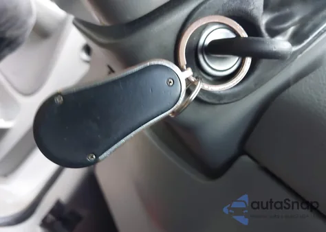 2005 Ford F-150 Lariat/Xlt from USA, damaged, VIN 1FTPW12545FB40181